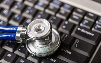 Komputer w domu i firmie: proste nawyki, które oszczędzają nerwy i pieniądze